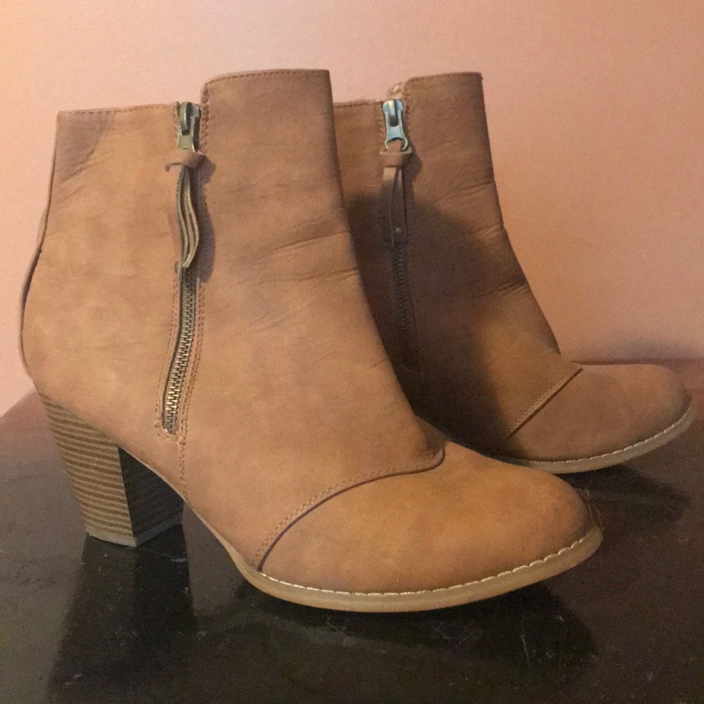 Women’s booties